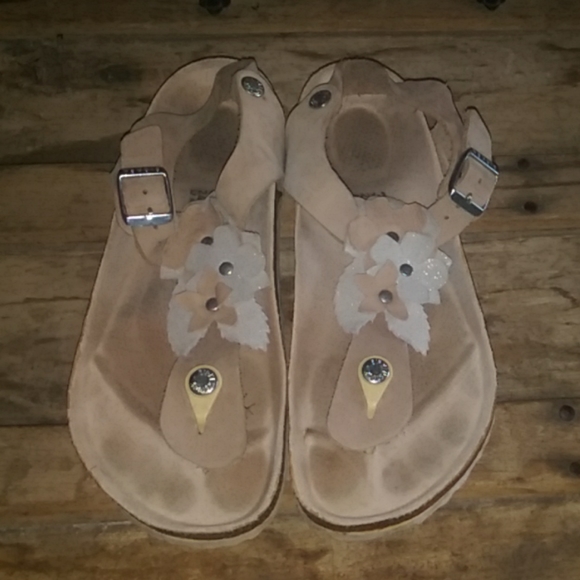 Birkenstock Shoes - Birkenstock Kairo Flower Taupe sz 38 R